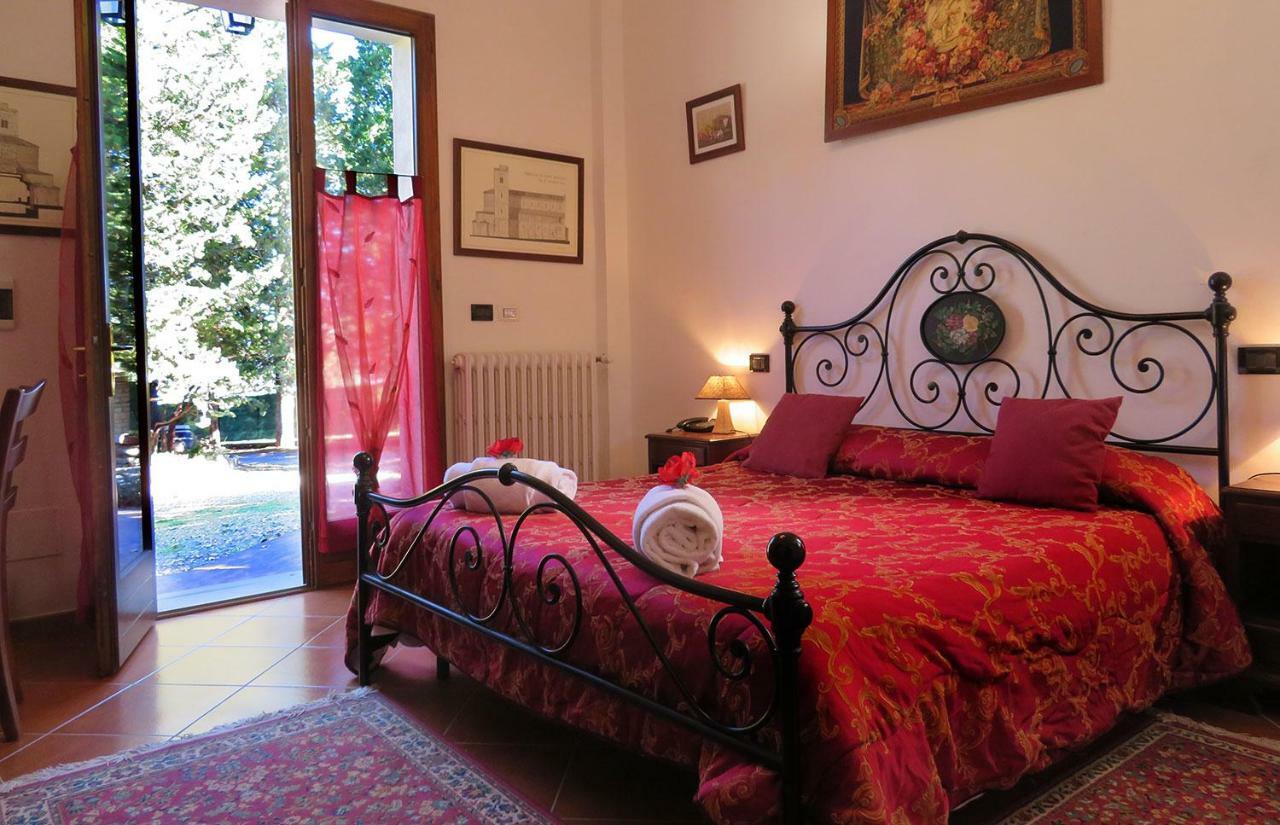 Villa Sant'Uberto Country Inn Radda in Chianti Exterior foto